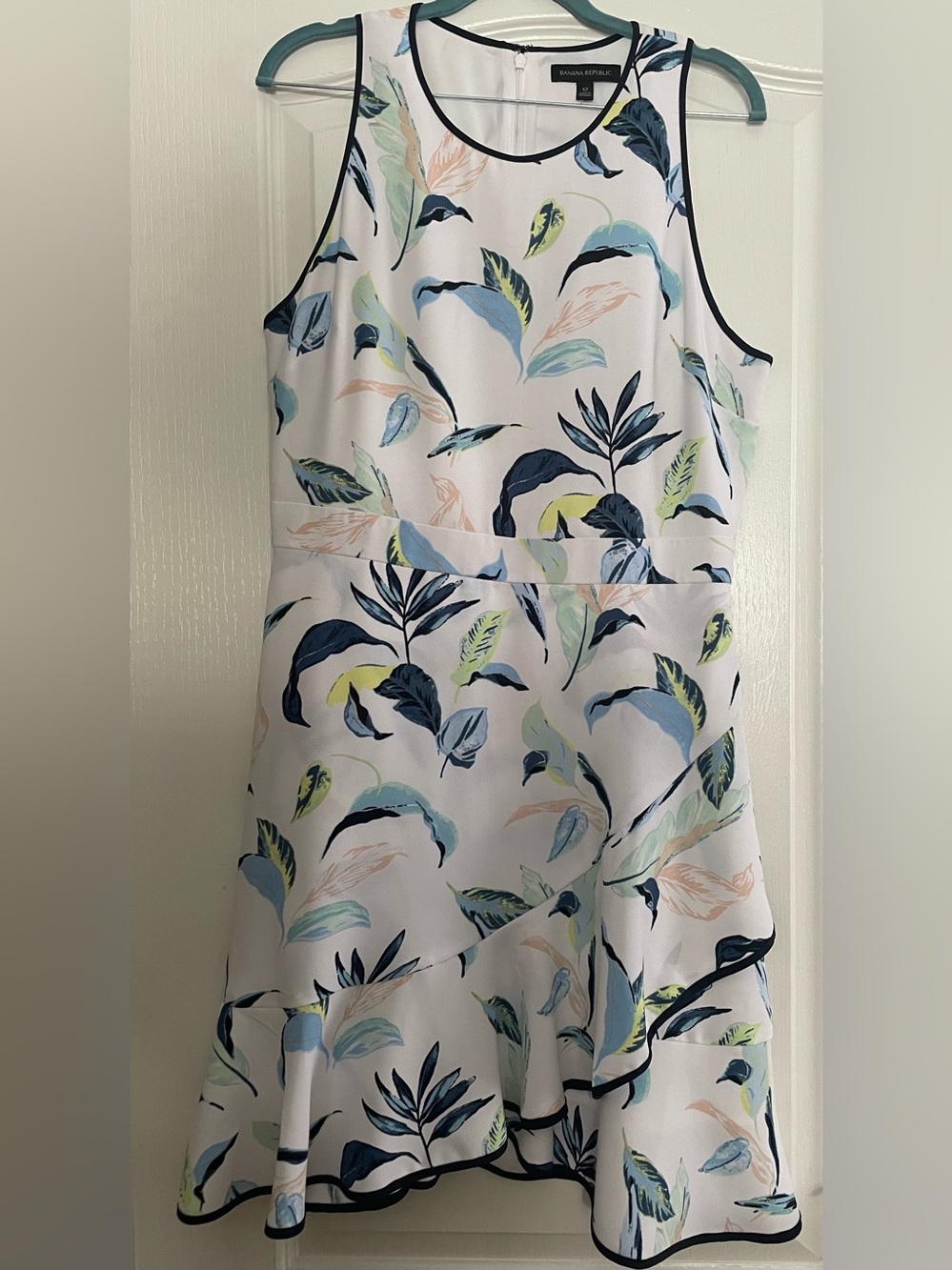 NWT Banana Republic Sleeveless Midi Flared Dress Floral Print Women’s Size 12 - Picture 2 of 12